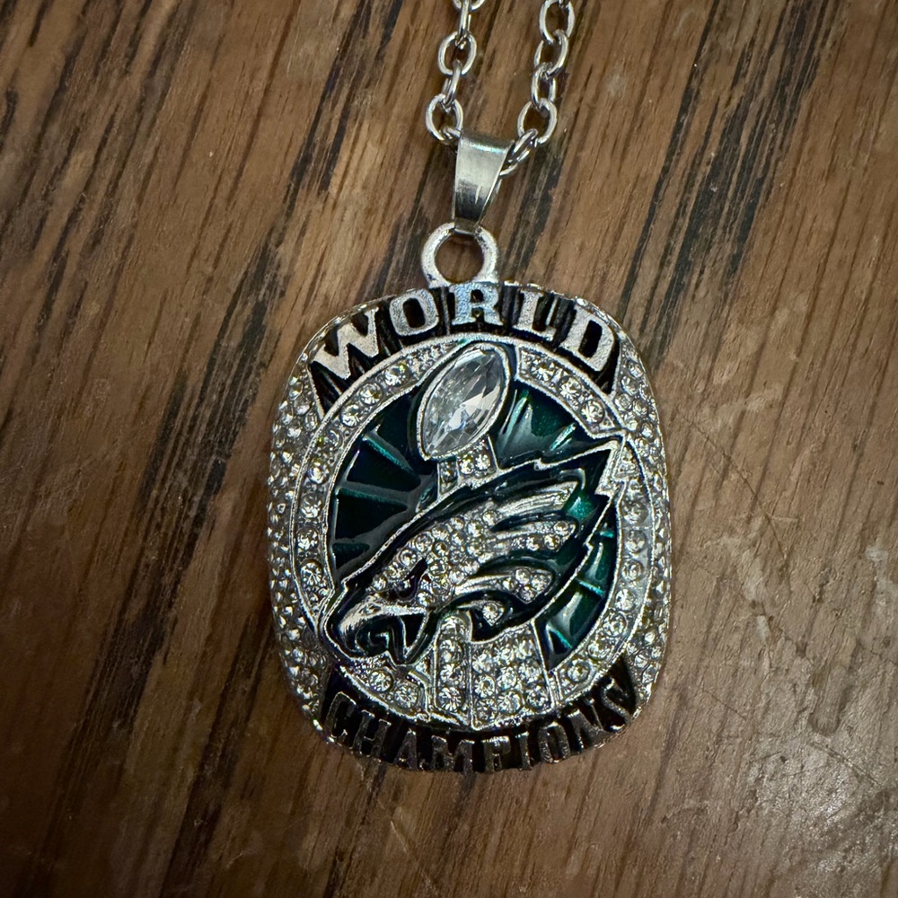 Philadelphia Eagles Championship Super Bowl Ring Replica Pendant Necklace